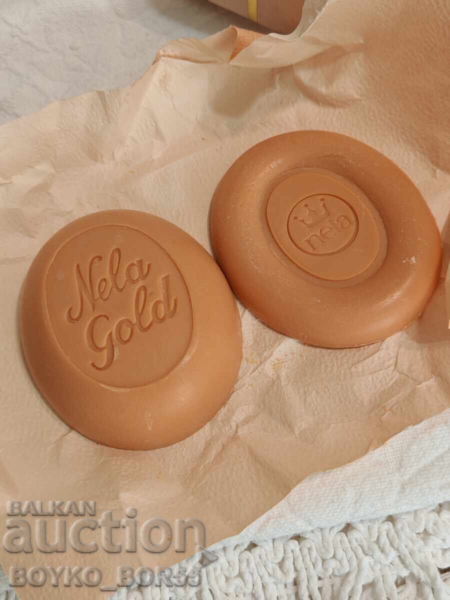 Livrarea Săpun de toaletă luxos cehoslovac din perioada socialistă Nela Gold, anii 1970