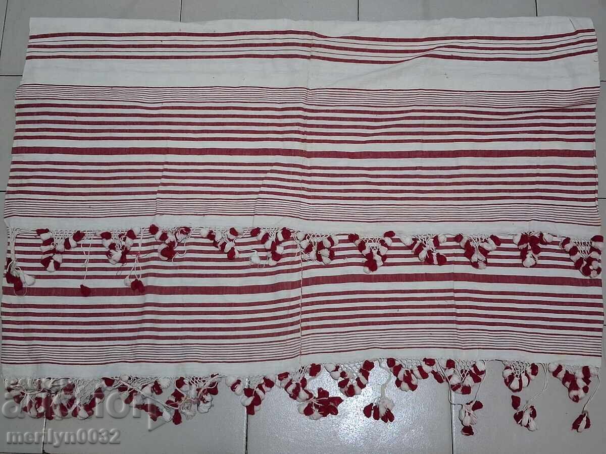 Veche față de masă țesută cu ciucuri din zestre bulgărească, cearșaf