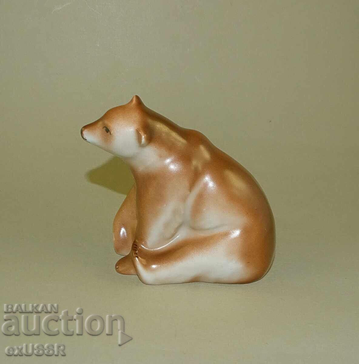 Δημοπρασία Πορσελάνινο ειδώλιο αρκούδα Isida