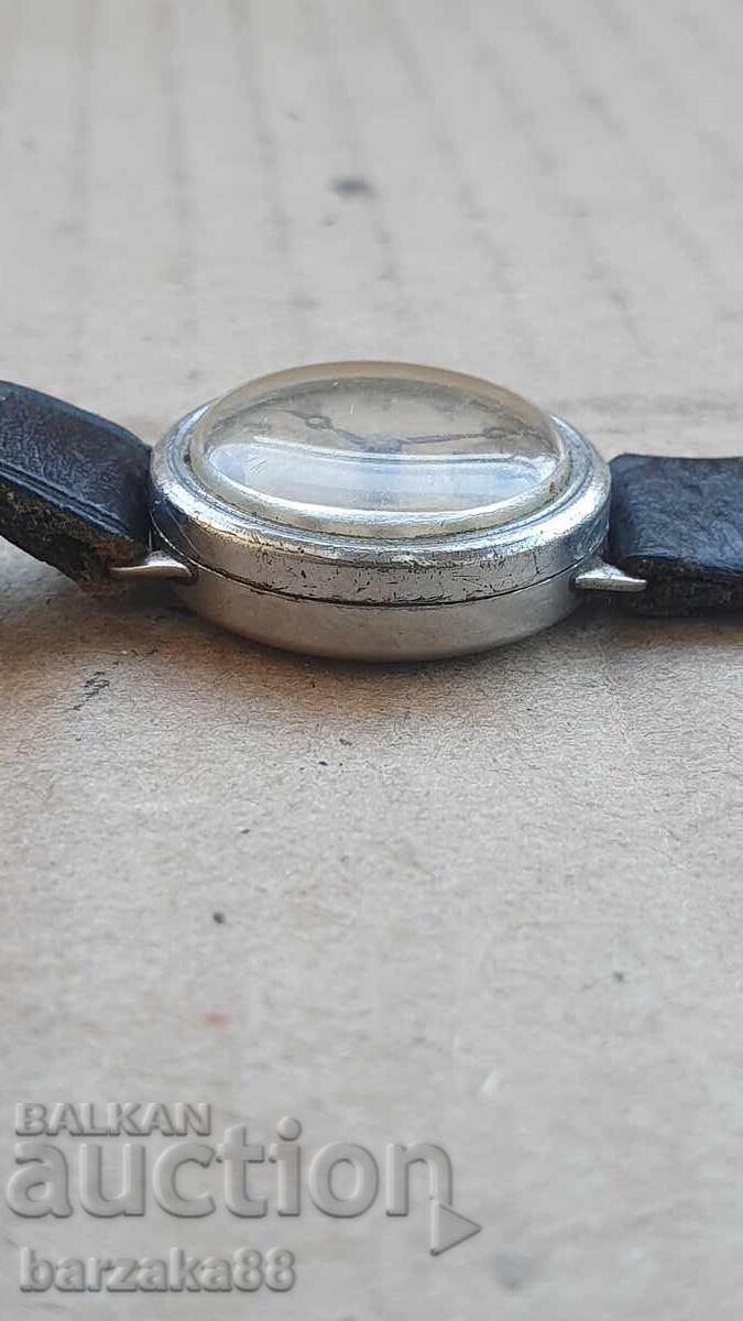 Παράδοση Παλιό γυναικείο ρολόι δεκαετίας του '30