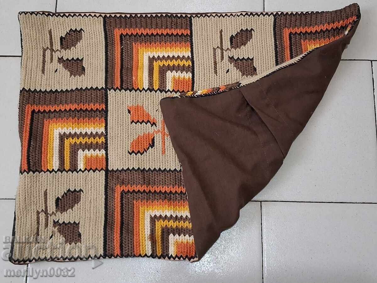 Παλιά χειροποίητη μαξιλαροθήκη με τιμή € 18.95 | 37.06 BGN