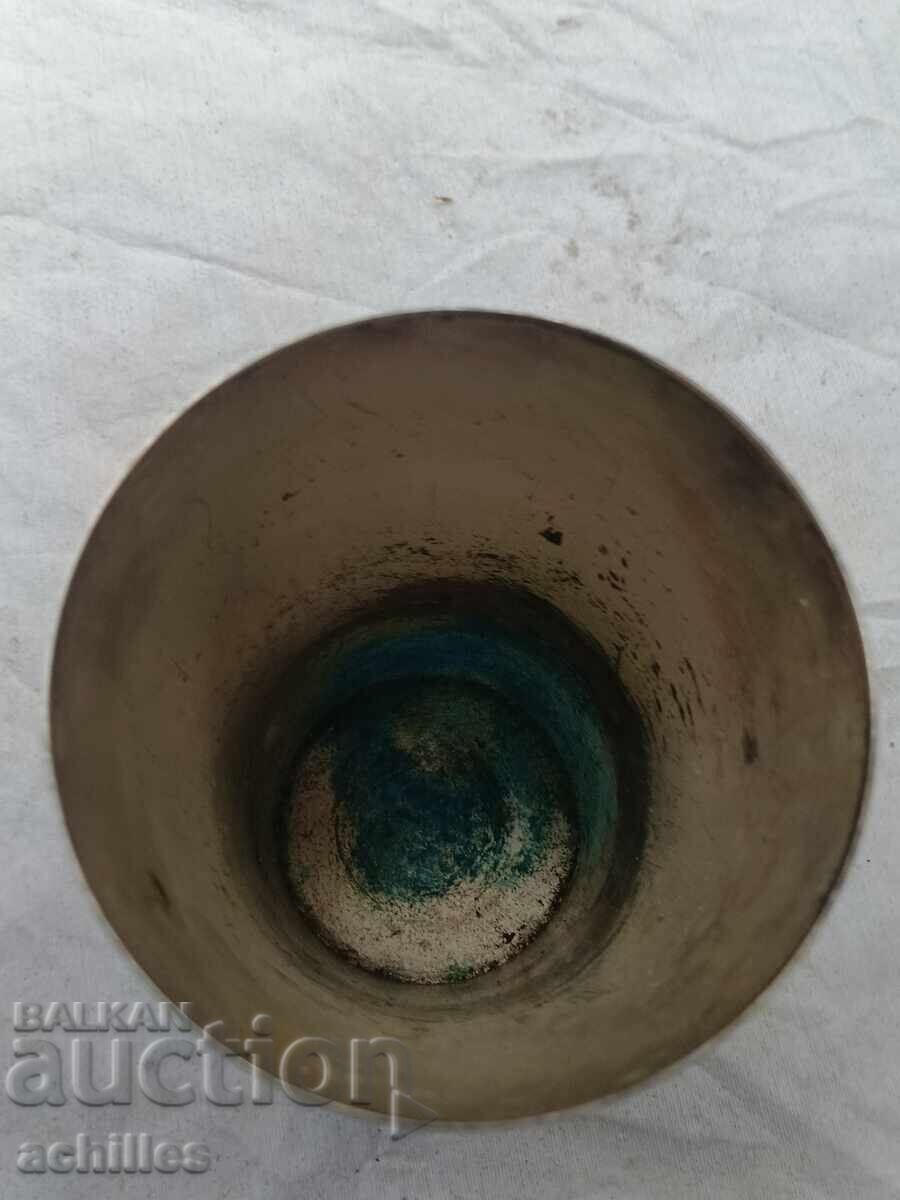 Επάργυρο κύπελλο με τιμή € 3.00 | 5.87 BGN