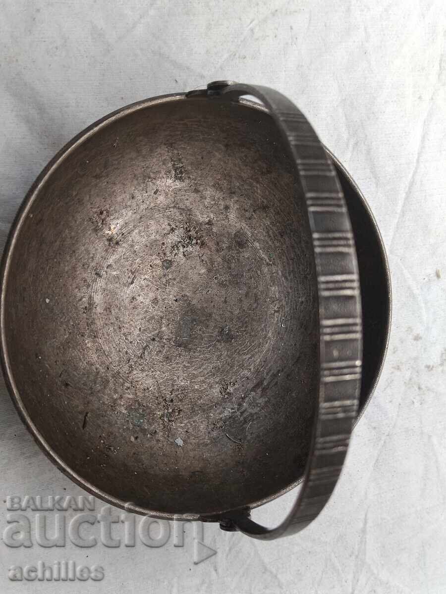 Επάργυρη μπομπονιέρα με τιμή € 8.00 | 15.65 BGN