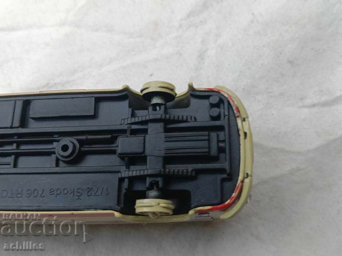 Παιδικό λεωφορειάκι με τιμή € 5.00 | 9.78 BGN