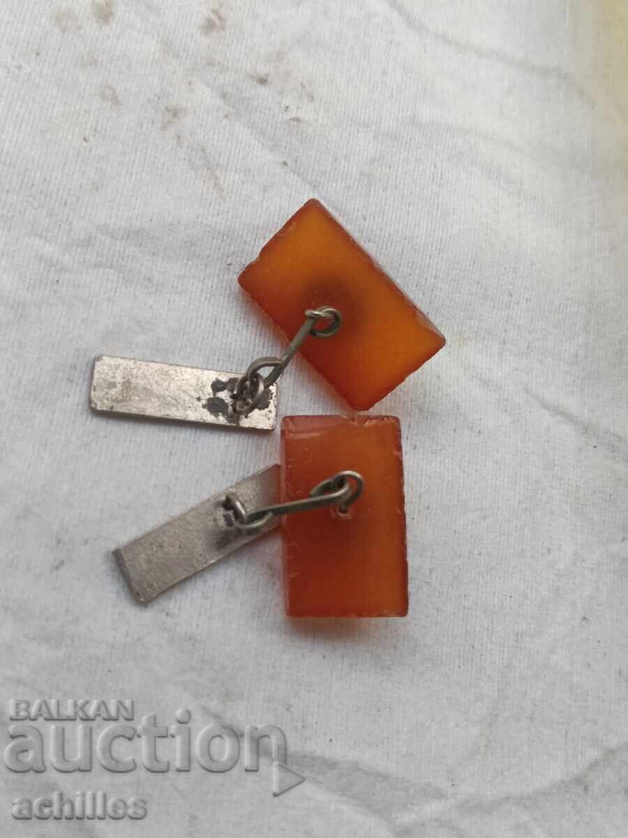 Butoni din chihlimbar cu preț € 10.00 | 19.56 BGN