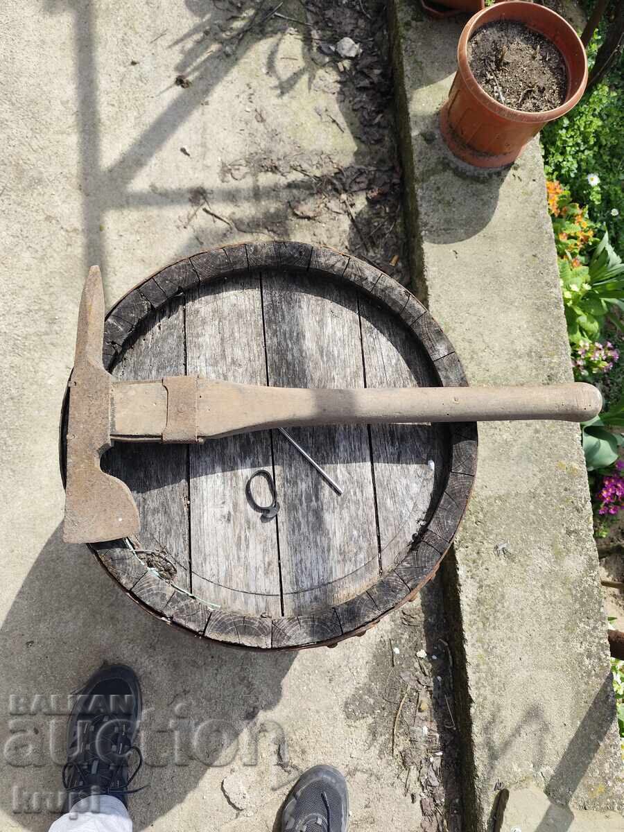 Τσεκούρι αξίνα