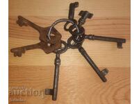 Συλλεκτικά παλαιά κλειδιά