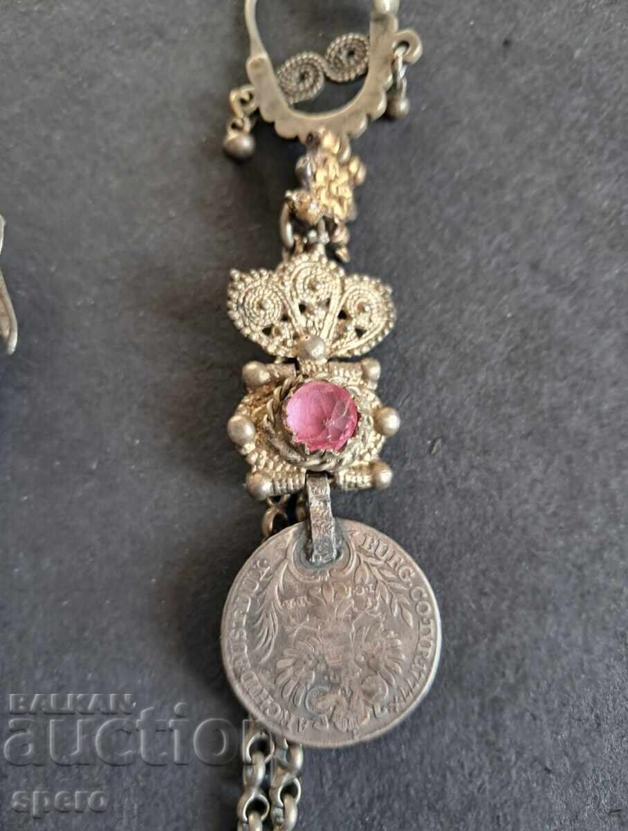 Възрожденски наушници - 11