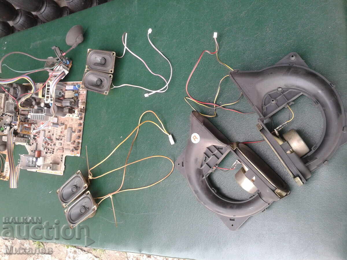 Ηχεία τηλεόρασης και πλακέτες Ηχεία τηλεόρασης και πλακέτες