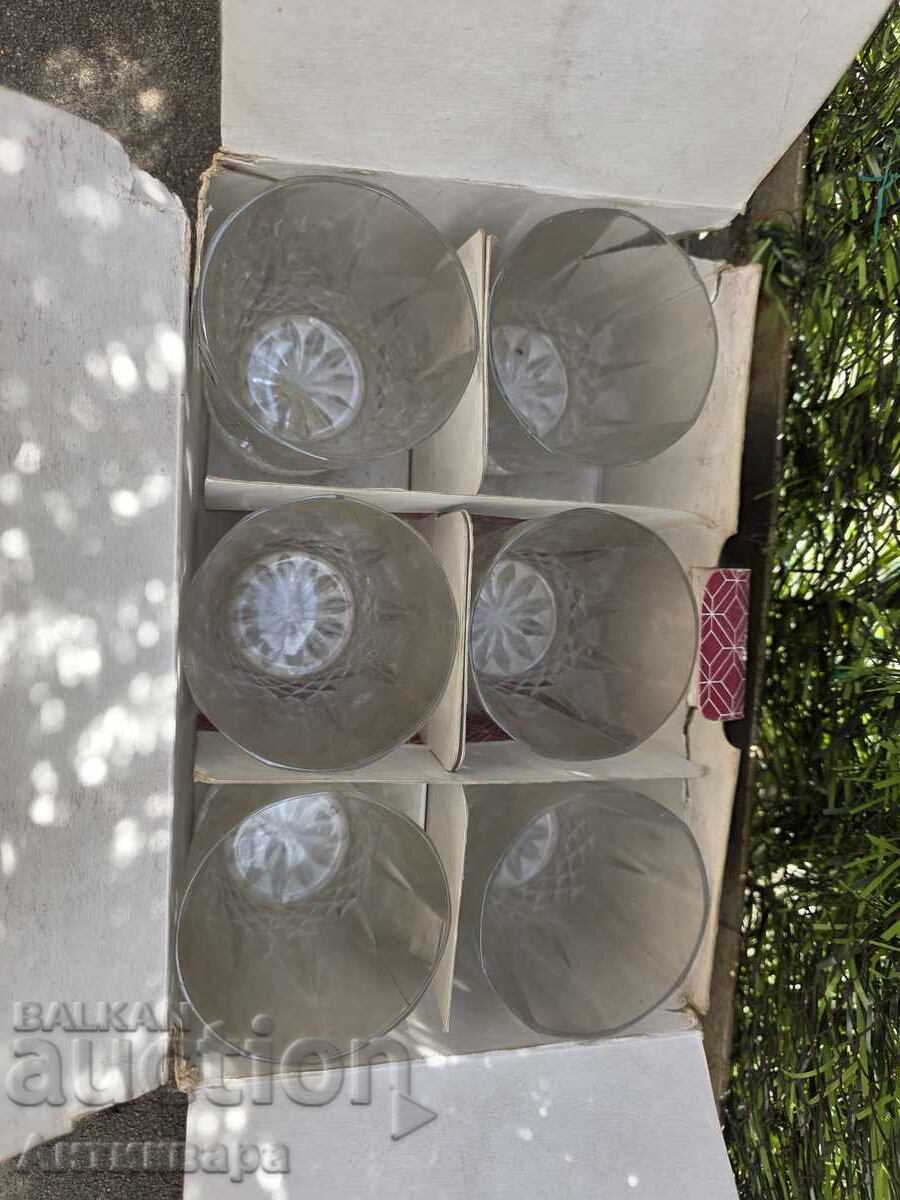 stari kachestveni kristalni chashi ot Yugoslaviya - 6