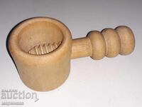 ΚΑΡΥΟΘΡΑΥΣΤΗΣ. ΞΥΛΟ