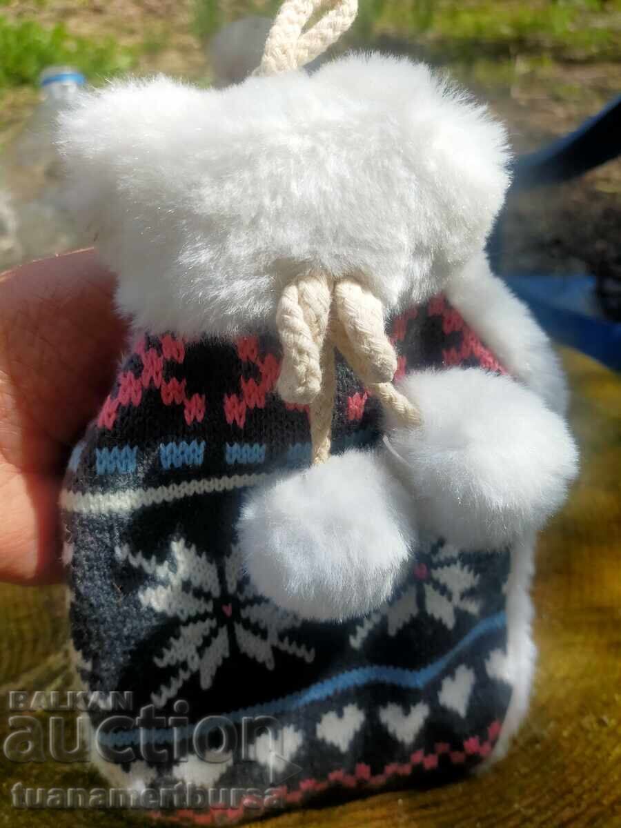 θερμοφόρα και κουτί με τιμή € 10.00 | 19.56 BGN