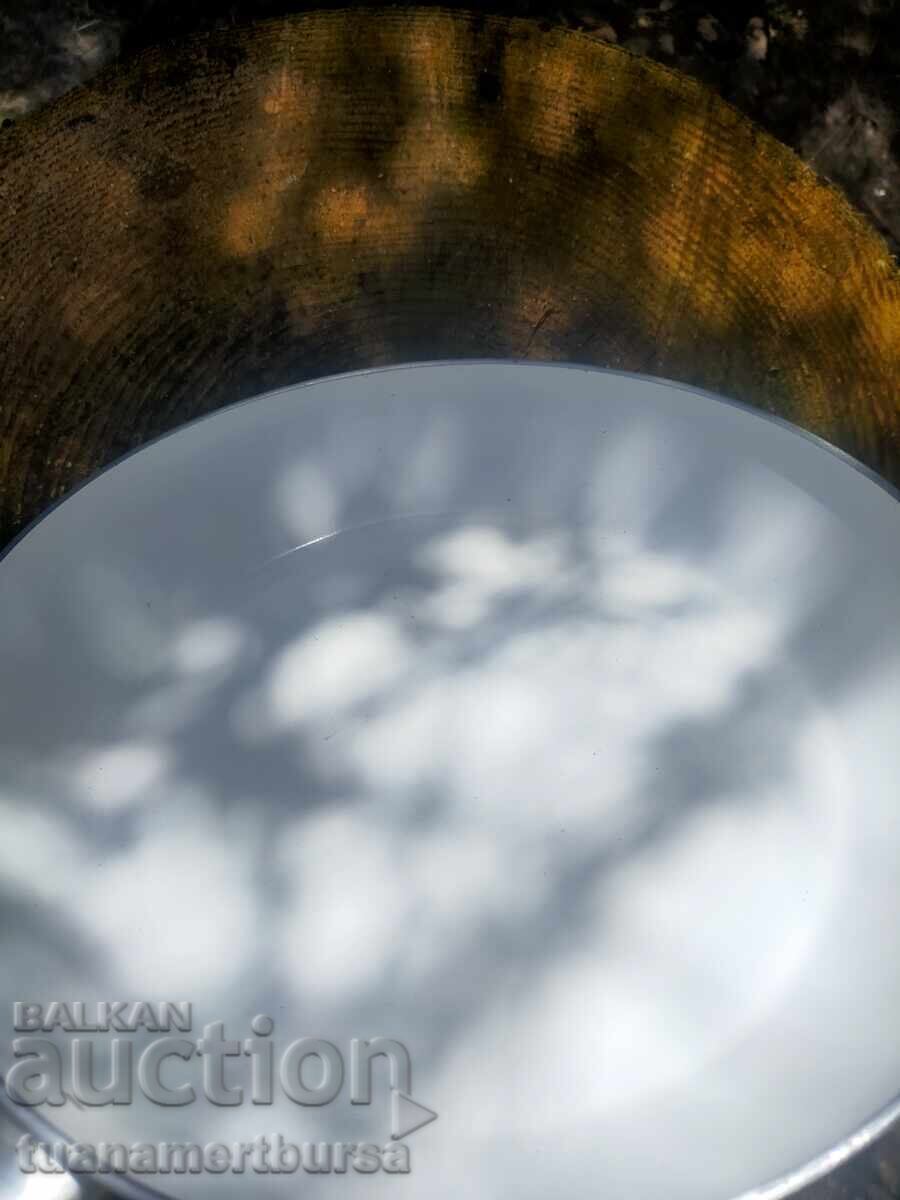 tigan με τιμή € 12.00 | 23.47 BGN