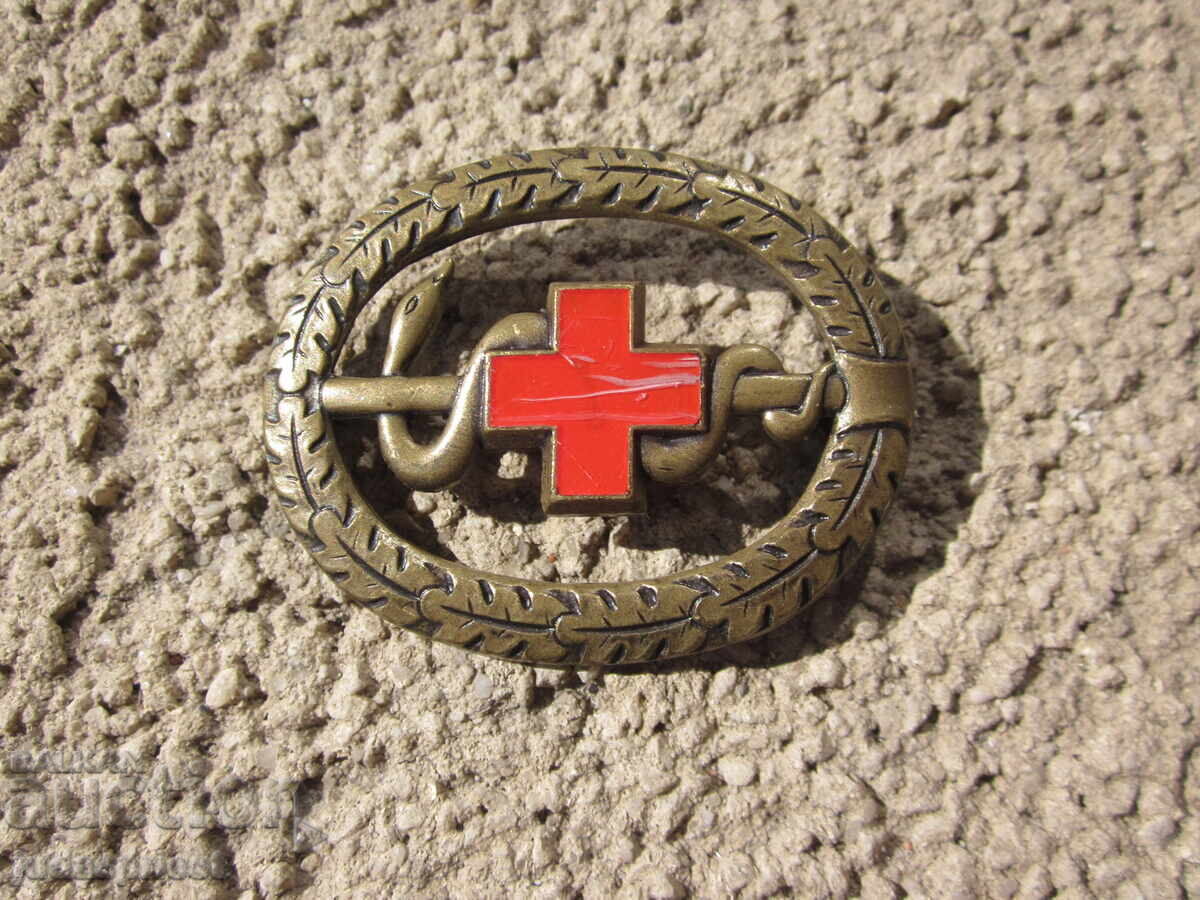 Германски знак Германска значка военен лекар червен кръст - 5