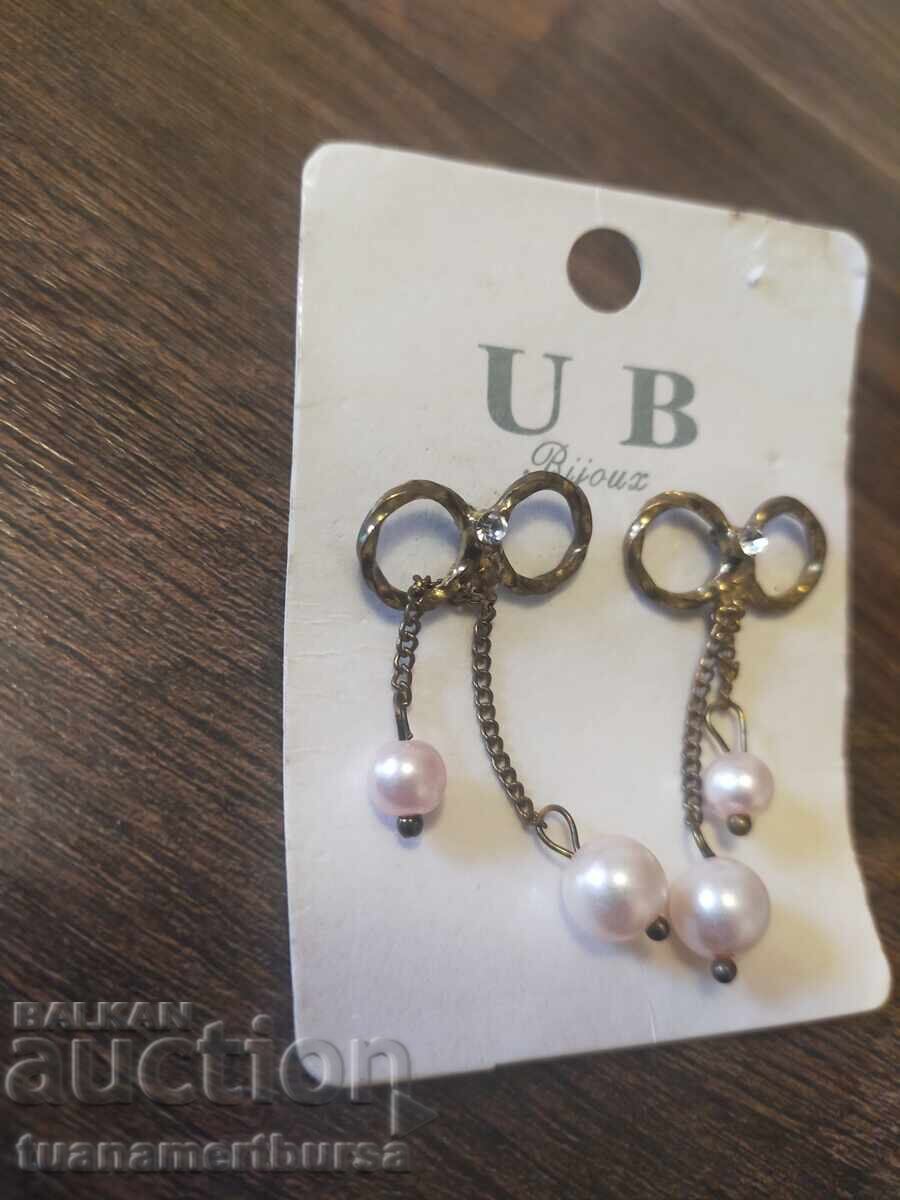 σκουλαρίκια με τιμή € 3.00 | 5.87 BGN