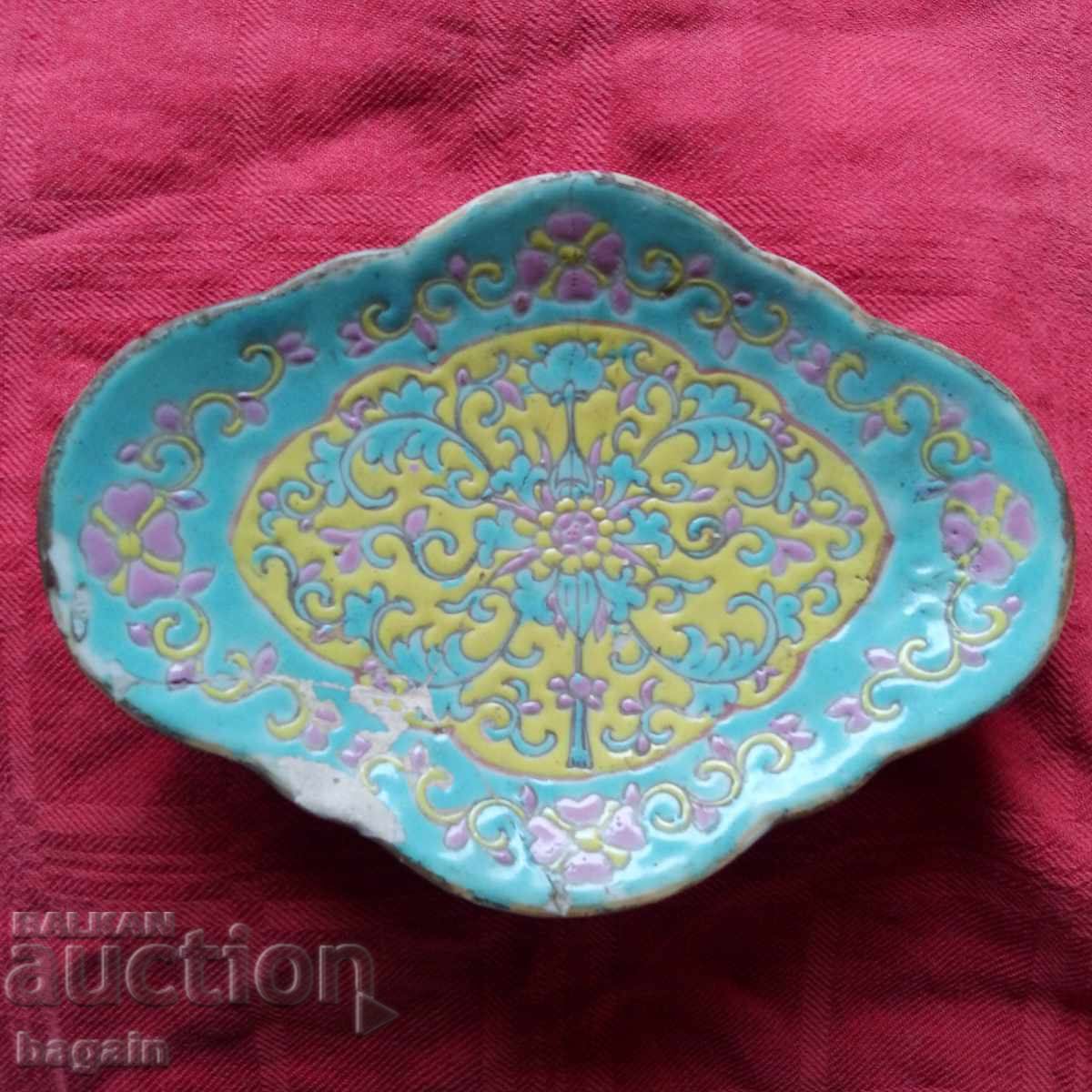 Porțelan chinezesc antic