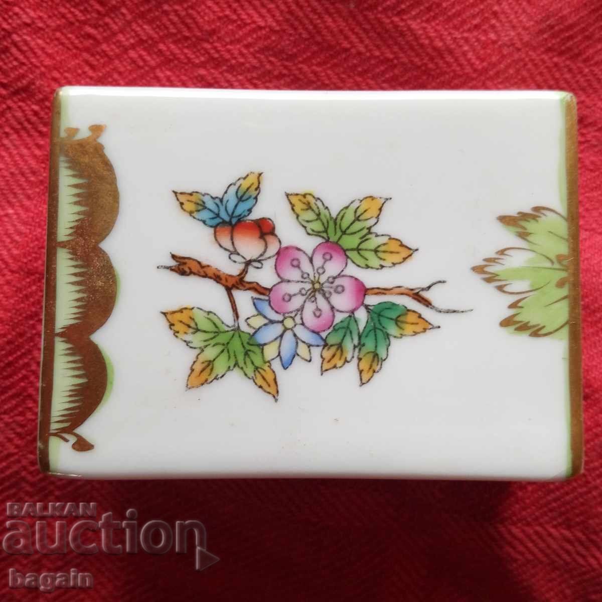 Herend, porțelan cu preț € 50.00 | 97.79 BGN