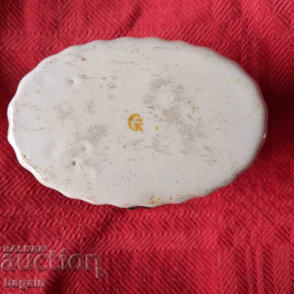 Кутия от 18-ти век. - 5