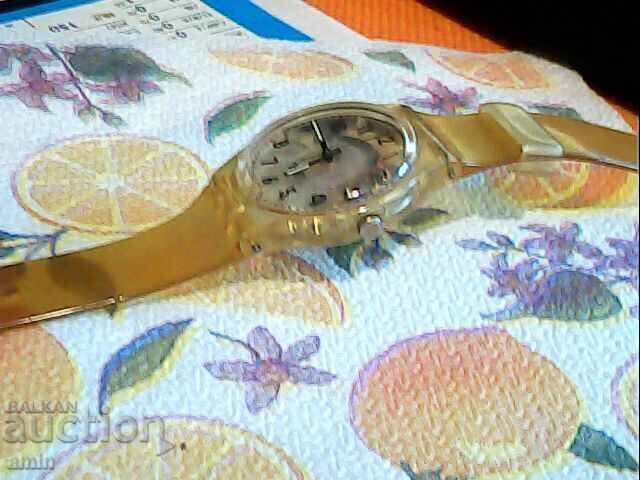 Δημοπρασία Όμορφο ρολόι Swatch, λειτουργεί άψογα