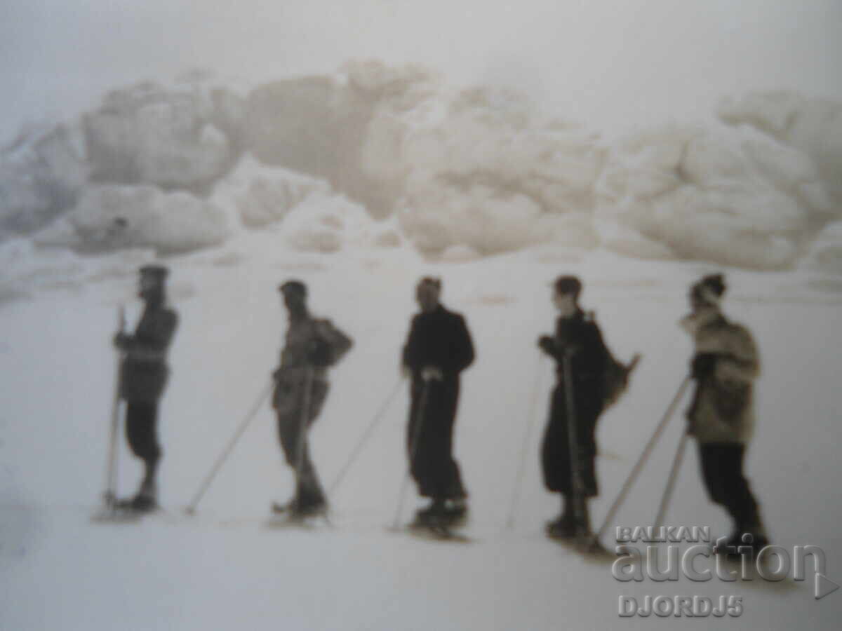 Veche fotografie, Fotografiată de HEINRICH FISCHER, Sofia, Alabinska 35 cu preț € 2.00 | 3.91 BGN