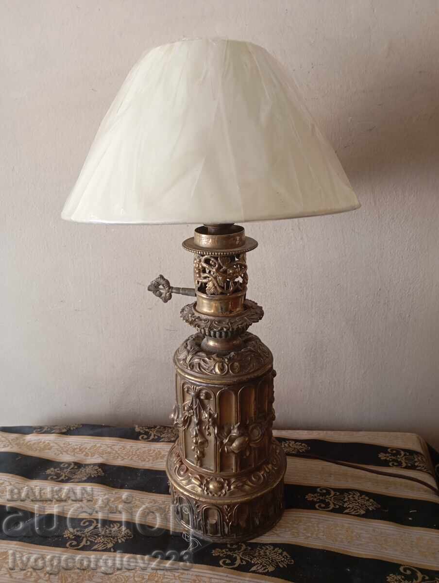 Lampă de masă în stil baroc