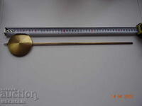 ΕΚΚΡΕΜΟ ΓΙΑ ΡΟΛΟΙ ΤΟΙΧΟΥ