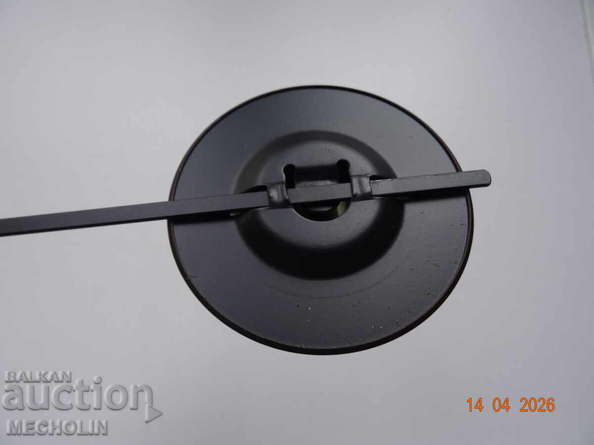 Доставка на МАХАЛО ЗА СТЕНЕН   ЧАСОВНИК