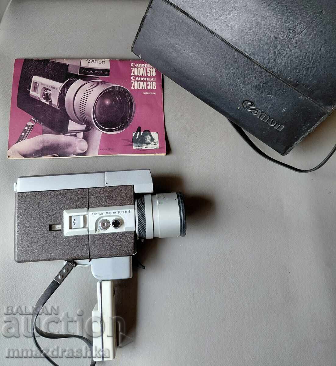 Βιντεοκάμερα Canon Auto Zoom 518 από τη δεκαετία του '60