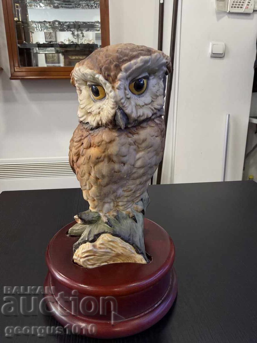 Συλλεκτική πορσελάνινη φιγούρα №8106