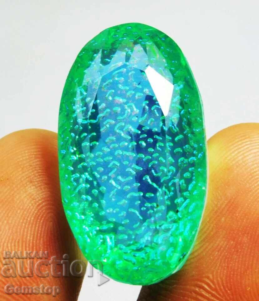 Licitație Licitatie! 53.00 ct. Opal de foc natural oval, certificat OMGTL, de la 1 RON!