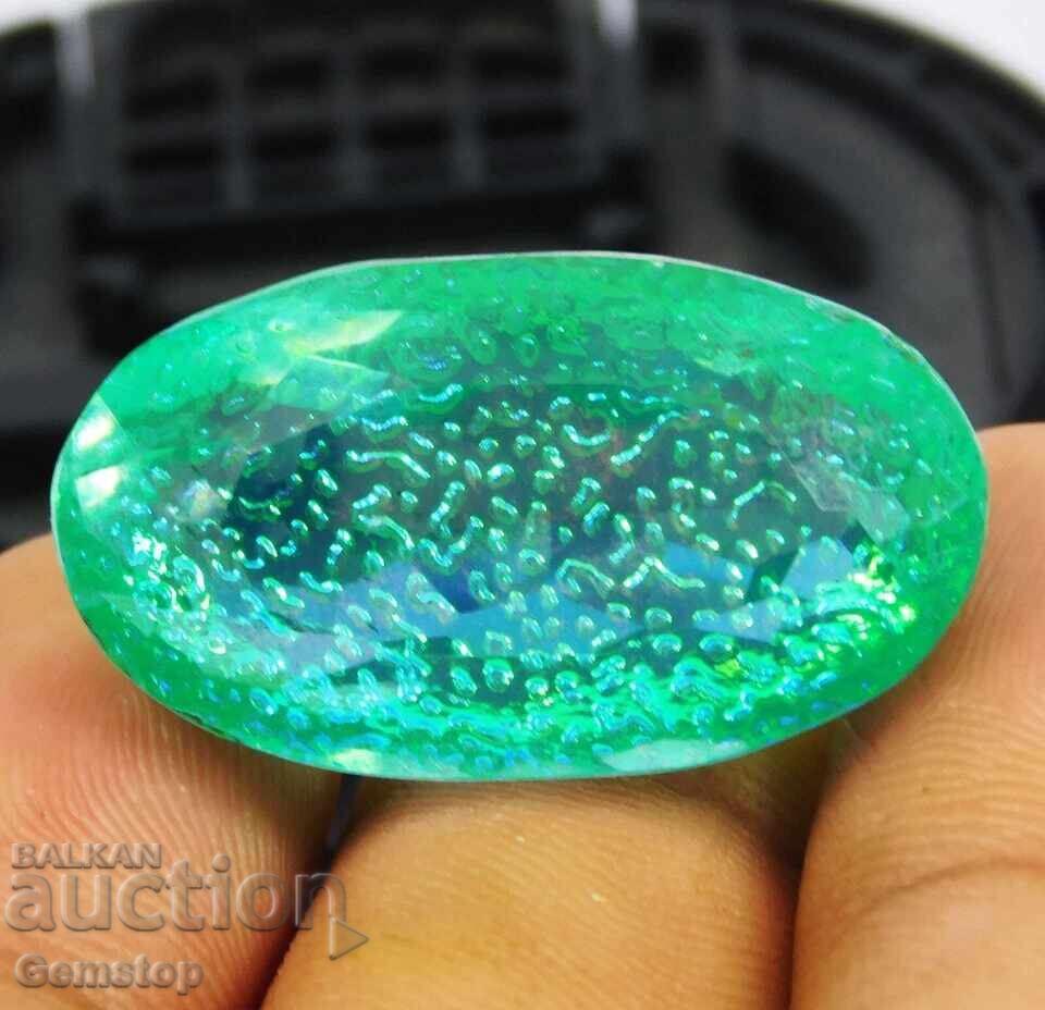 Livrarea Licitatie! 53.00 ct. Opal de foc natural oval, certificat OMGTL, de la 1 RON!