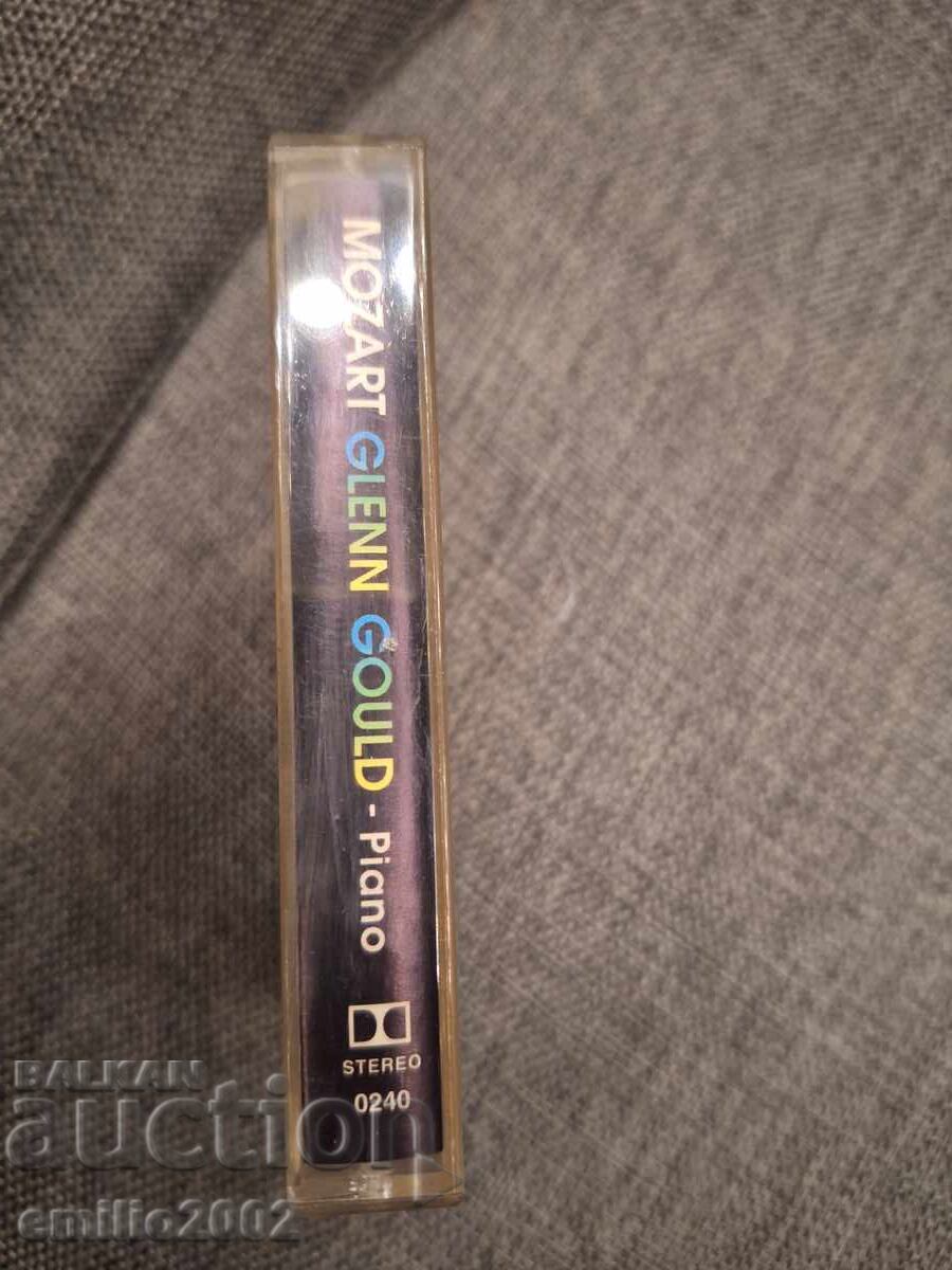 Casetă audio - Glenn Gould cu preț € 1.49 | 2.91 BGN