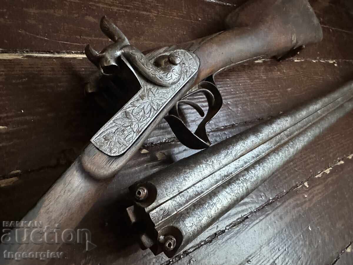 TWO SMOKING BARRELS - 1850 GUN - 7