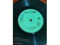 Pun în vânzare peste 100 de discuri de vinil. Preț super mic. OPRESC LICITAȚIA