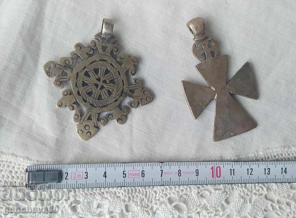 Old crosses with price € 30.00 | 58.68 BGN