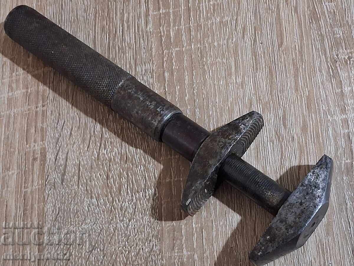Раздвежен гаечен ключ от военна работилница WWII - 7