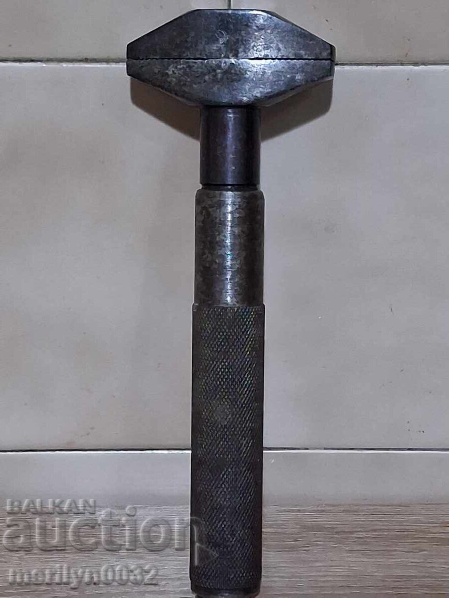 Раздвежен гаечен ключ от военна работилница WWII