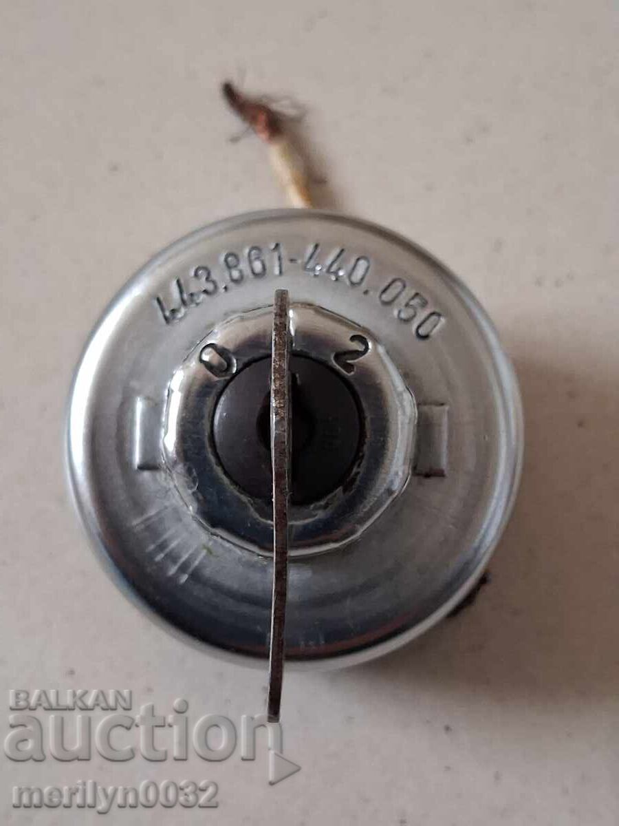 Аукцион Контактен ключ от товарен автомобил Чехословакия