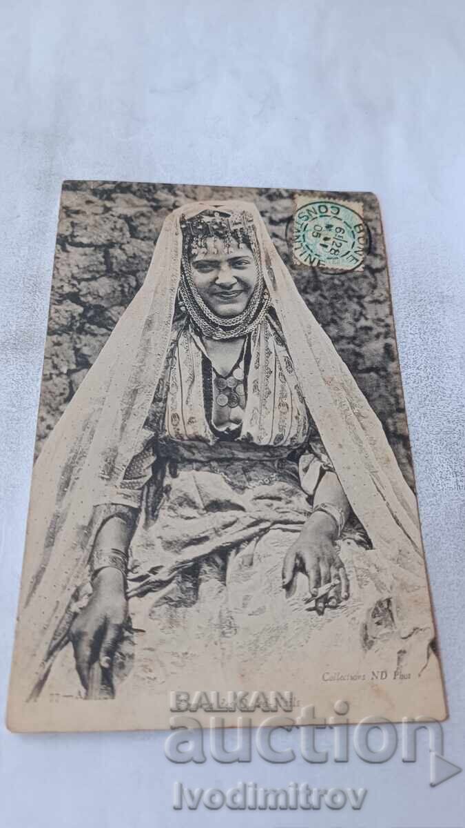 Пощенска картичка Femme des Oulet - Nails 1905