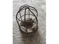 Μια παλιά λάμπα