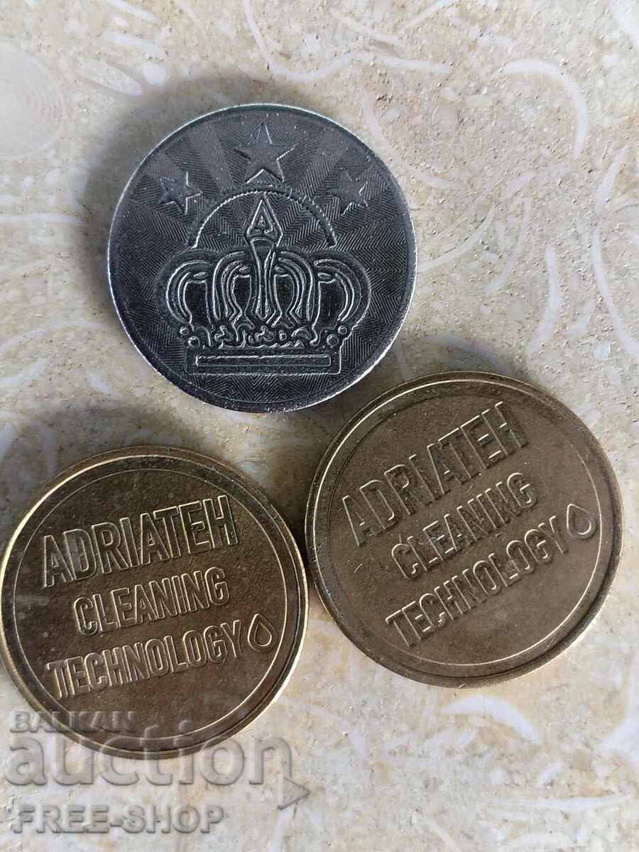 O mulțime de jetoane