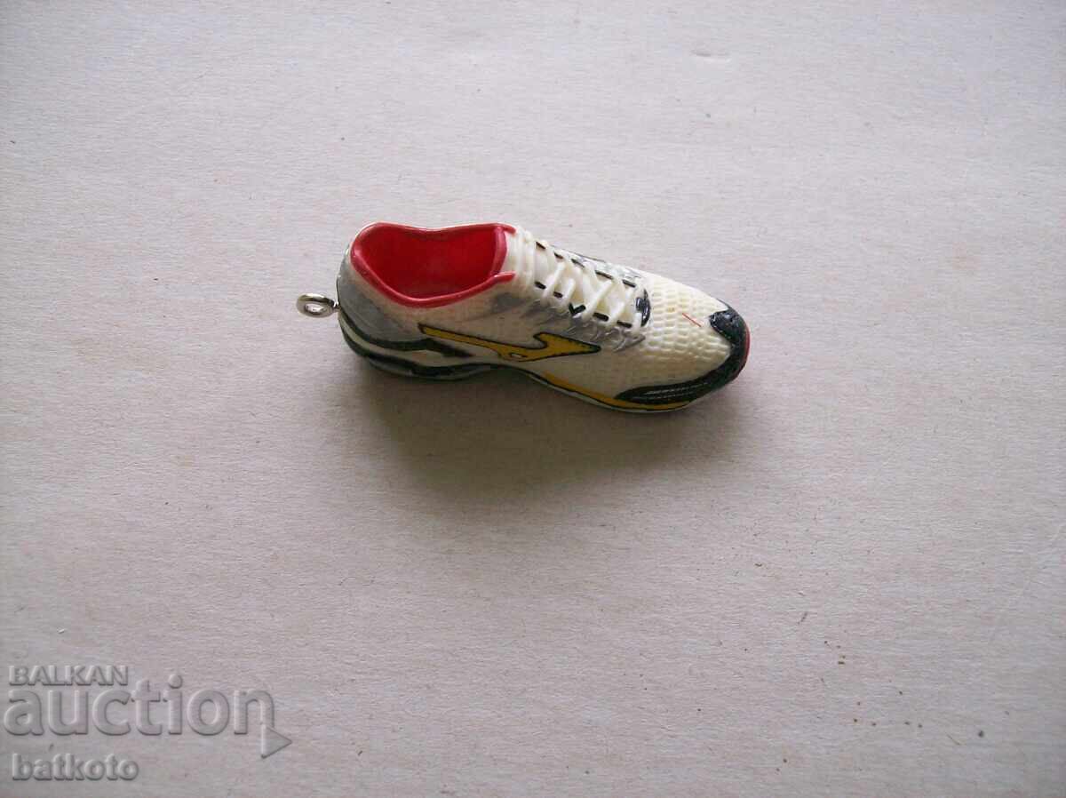Shoe keychain