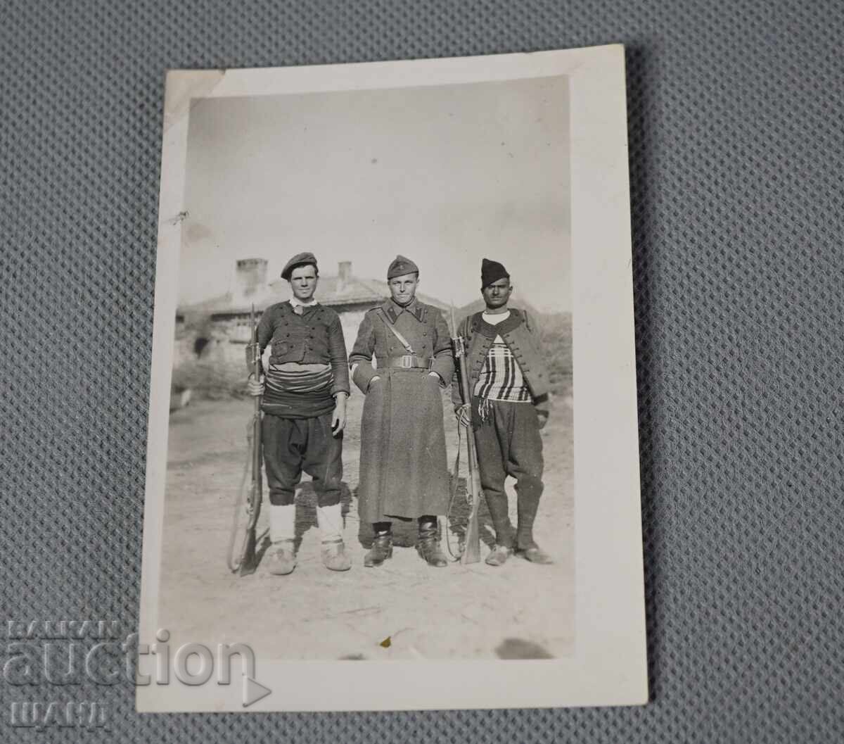 Old military photo chetniks uniform rifle