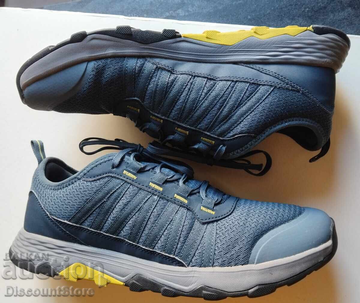 Lightweight hiking shoes, size 45 - 5