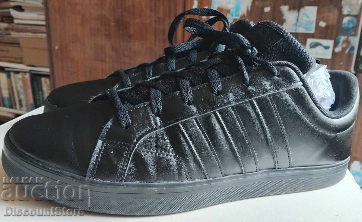 Delivery of adidas sports shoes BLACK EU 46