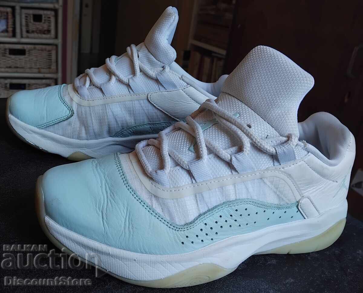 Δημοπρασία Γυναικεία Nike Air Jordan 11 CMFT Low, „Glacier Blue“- 36,5