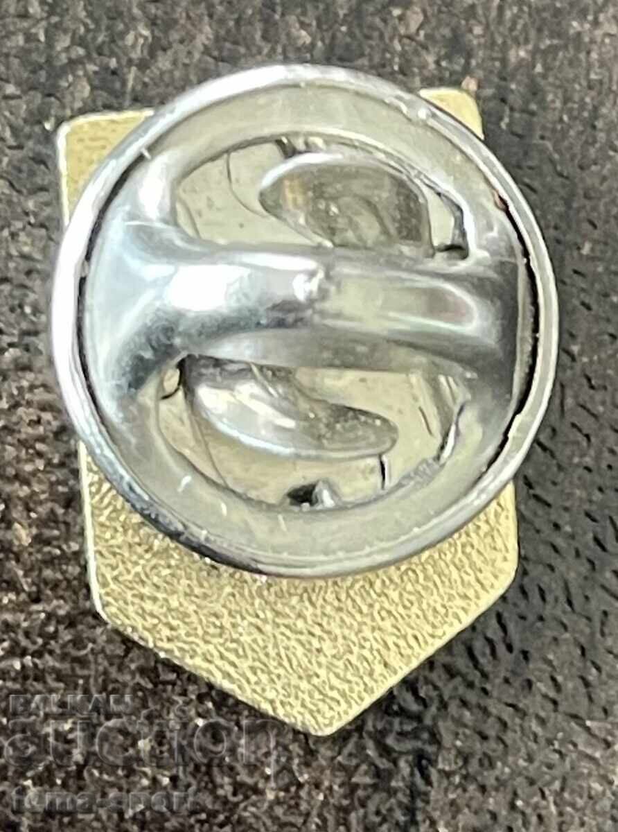 1977 Bulgaria insignă club de fotbal Botev Plovdiv email cu preț € 7.00 | 13.69 BGN