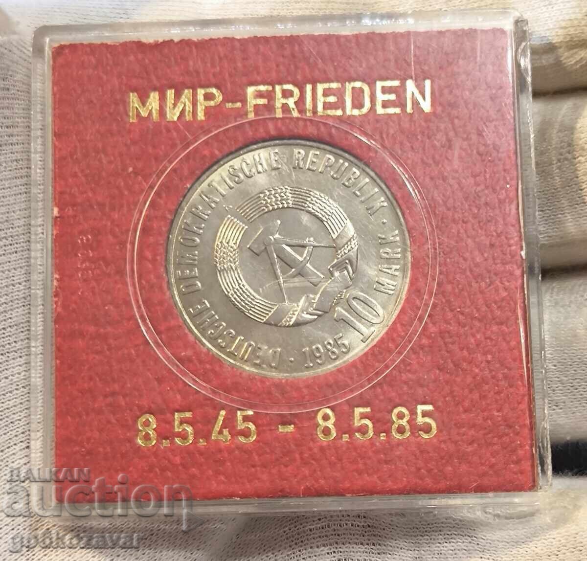 10 μάρκα 1985 Απελευθέρωση από τον φασισμό ST με κόκκινη ένθετη θήκη!