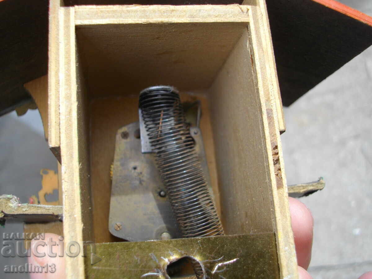 OLD SMALL BLACK FOREST TYROLEAN WALL CLOCK - 7