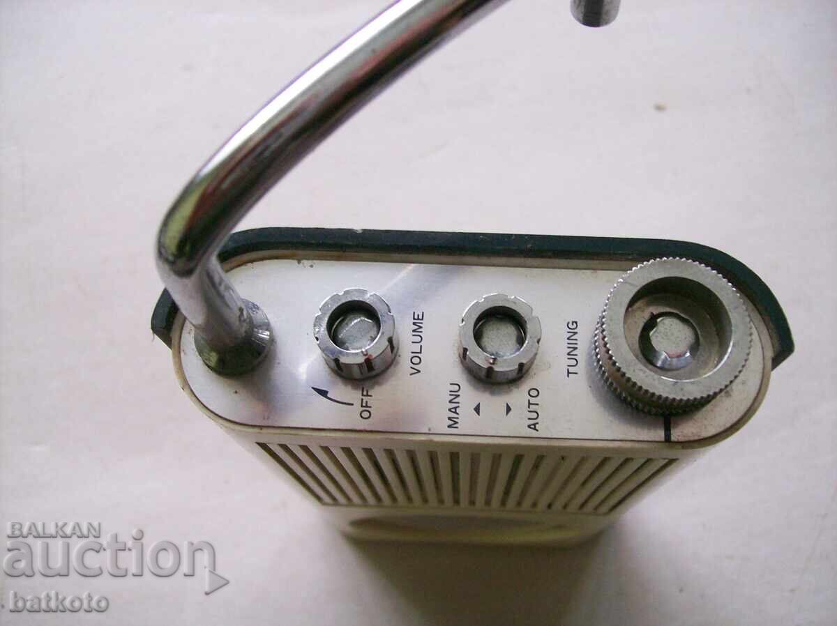 Δημοπρασία Λειτουργικό ιαπωνικό τρανζίστορ με ξυπνητήρι